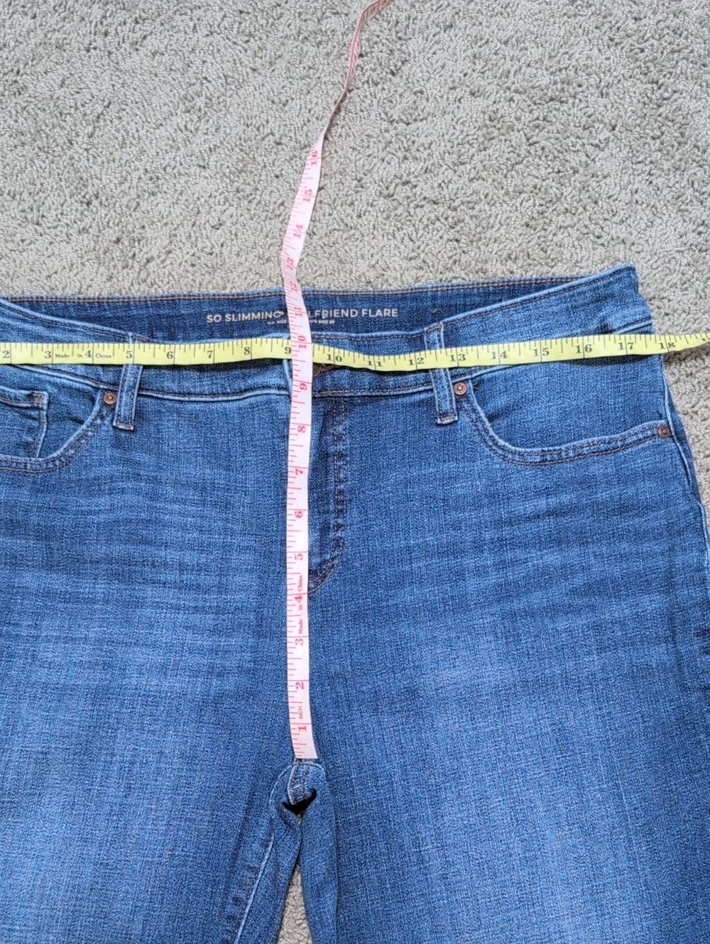 Chico's So Slimming Girlfriend Flare Jeans Blue Denim Size 12P Medium Wash - Picture 6 of 9